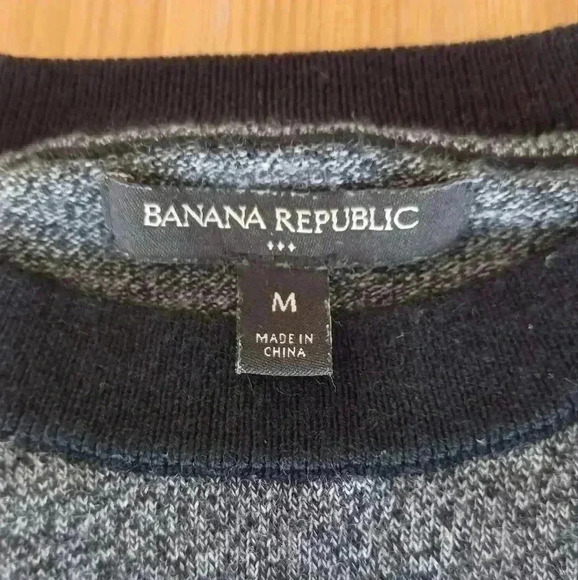 Banana Republic  Men's Medium Merino wool Blend Sweater Grey/Black - Picture 2 of 7